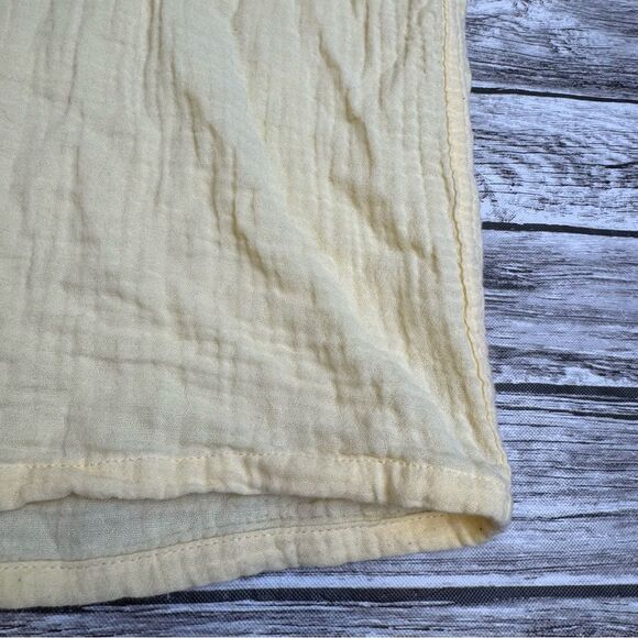 Stars Above Women's Button Down Blouse Shirt XS Extra Small Light Butter Yellow - Picture 8 of 13